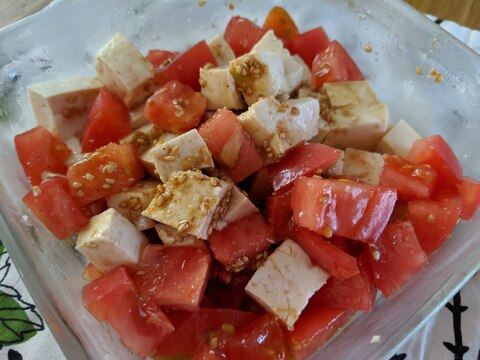 豆腐とトマトの中華ゴマサラダ